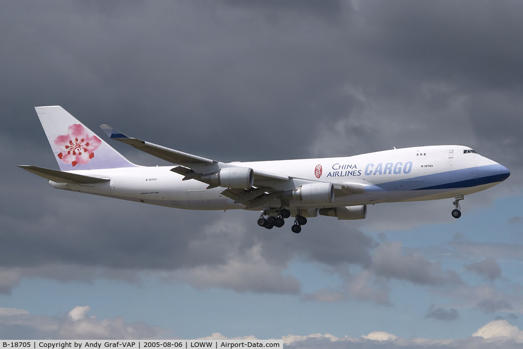 B-18705, 2001 Boeing 747-409F/SCD C/N 30762, China Airlines 747-400