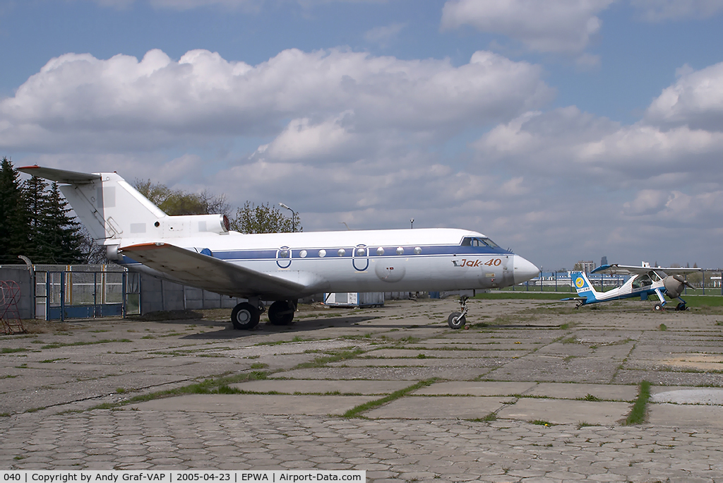 040, Yakovlev Yak-40 C/N 9541643, Polish Air Force Y40