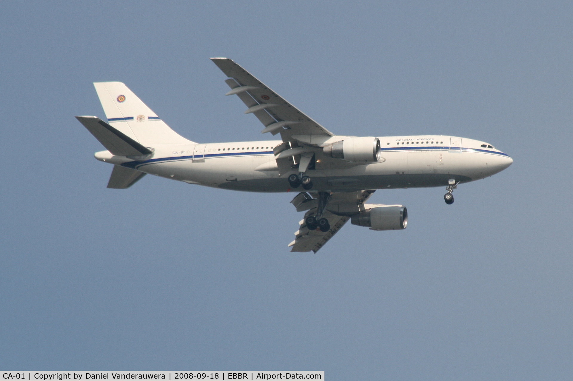 CA-01, 1985 Airbus A310-222 C/N 372, On approach to RWY 07L