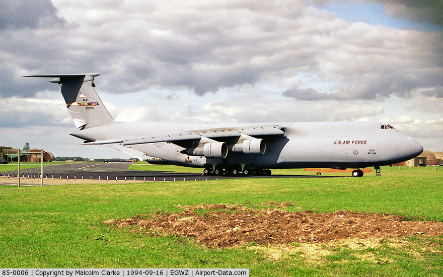 85-0006, 1985 Lockheed C-5B Galaxy C/N 500-0092, Lockheed C-5B Galaxy (L-500) at RAF Alconbury in 1994.