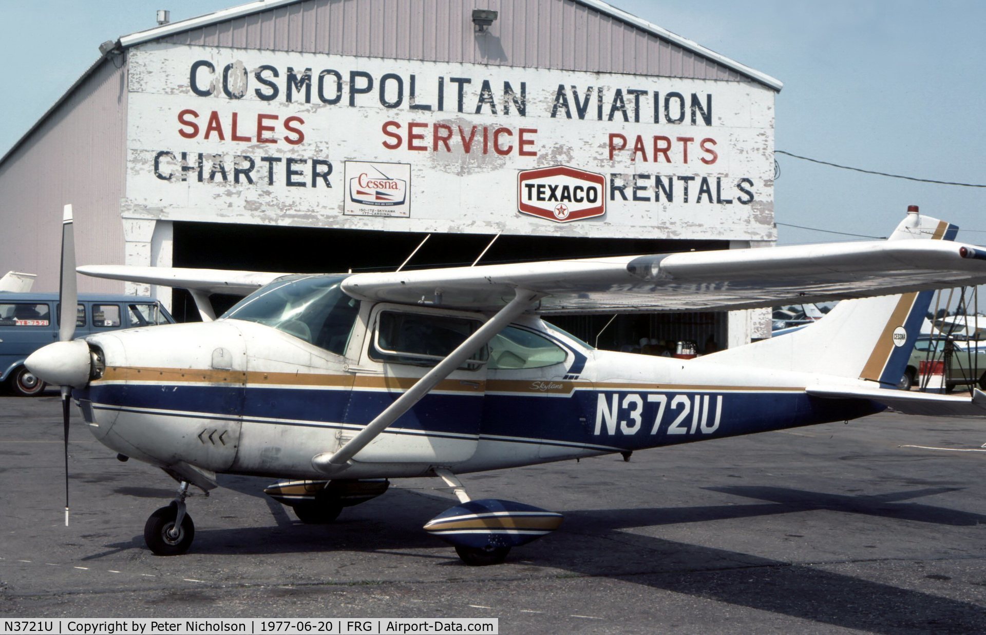N3721U, 1963 Cessna 182G Skylane C/N 18255121, Cessna 182G Skylane at Republic Airport, Long Island in the Summer of 1977.
