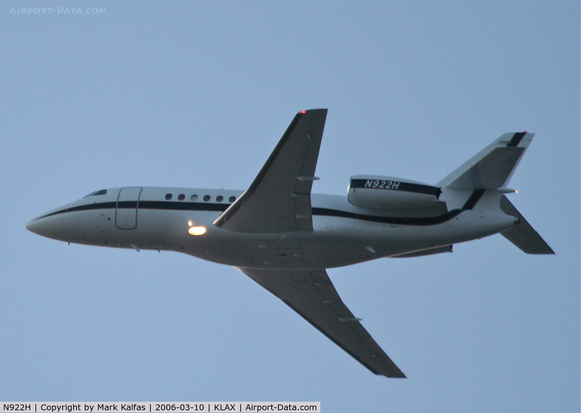 N922H, 2005 Gulfstream Aerospace GIV-X (G450) C/N 4036, Honeywell International Honeywell Inc. Dassault Falcon 2000 , 25L departure KLAX.