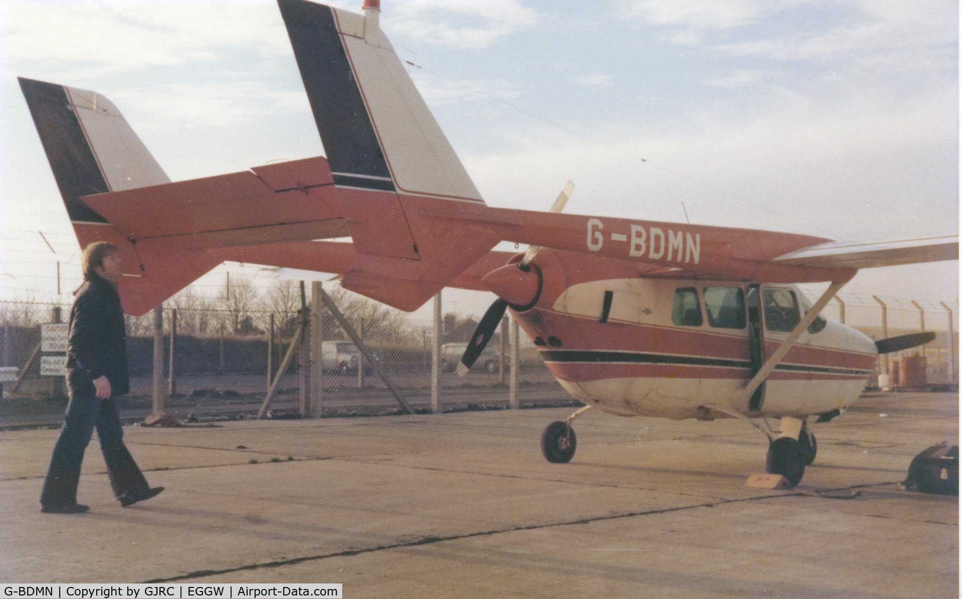 G-BDMN, 1965 Cessna 337 Super Skymaster C/N 337-0118, 