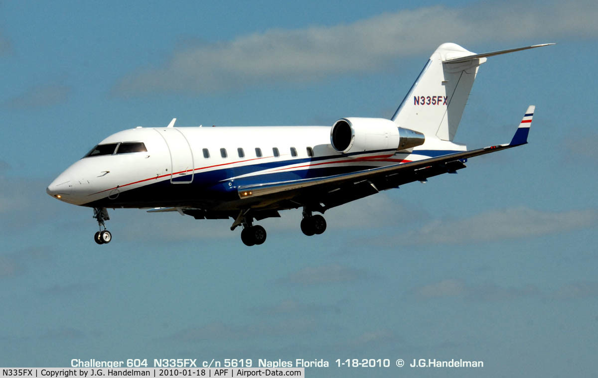 N335FX, 2005 Bombardier Challenger 604 (CL-600-2B16) C/N 5619, Landing at Naples