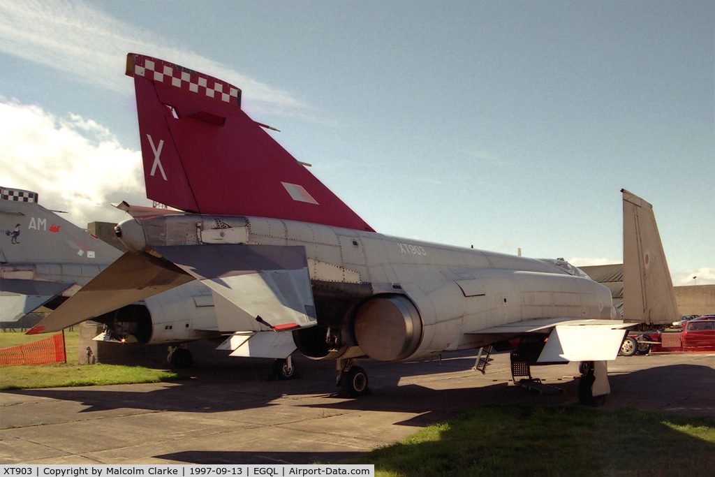 XT903, 1968 McDonnell Douglas Phantom FGR2 C/N 2592/0013, McDonnell Douglas Phantom FGR2 at RAF Leuchars in 1997.