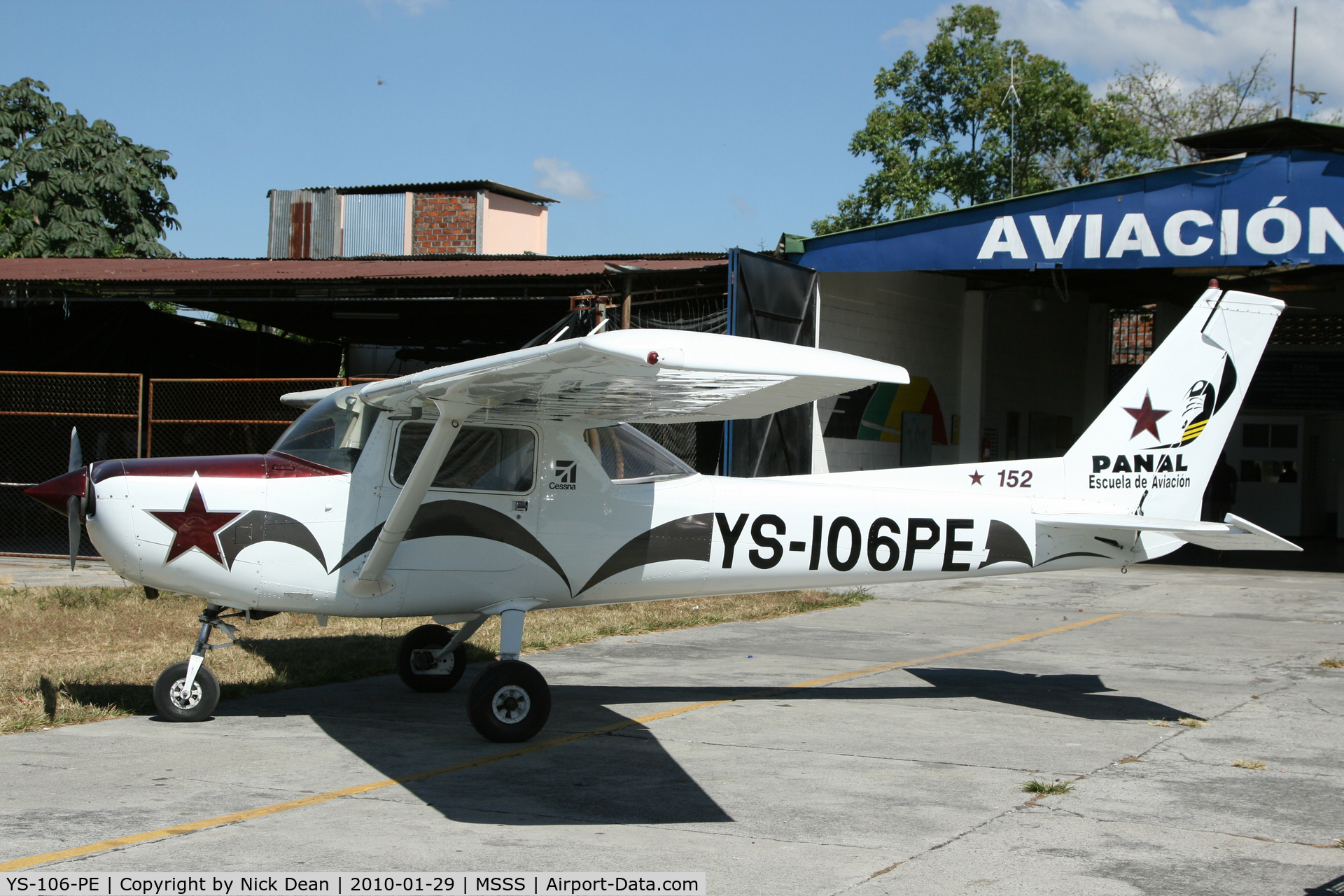 YS-106-PE, 1978 Cessna 152 C/N 15282619, MSSS