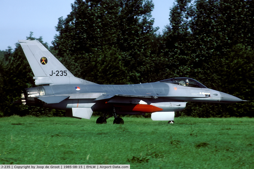 J-235, Fokker F-16A Fighting Falcon C/N 6D-24, F-16 fitted with target towing equipment on its way to the runway.