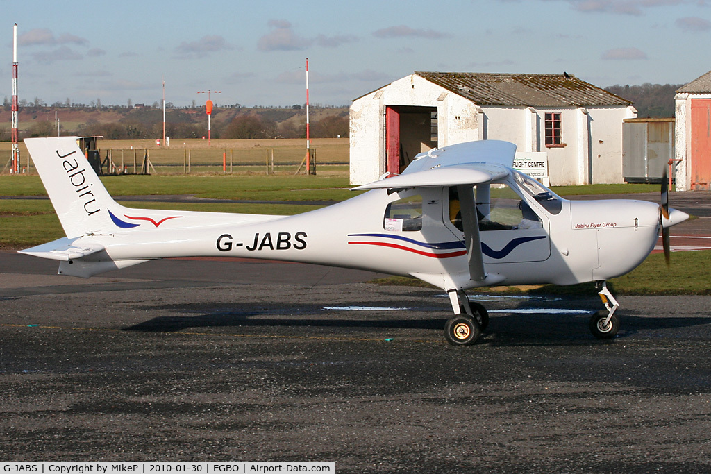 G-JABS, 2003 Jabiru UL-450 C/N PFA 274A-13704, Heading for parking after a visit to the pumps.