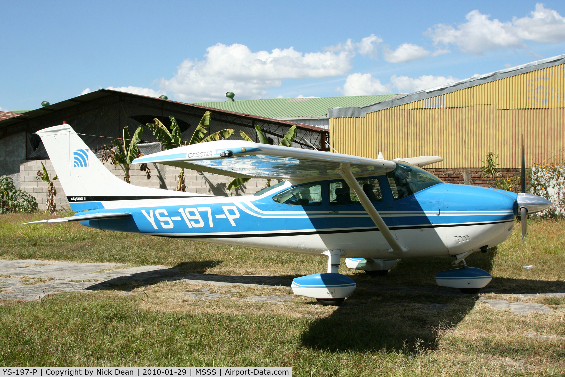 YS-197-P, 1975 Cessna 182P Skylane Skylane C/N 18263874, MSSS Ilopango airshow 2010