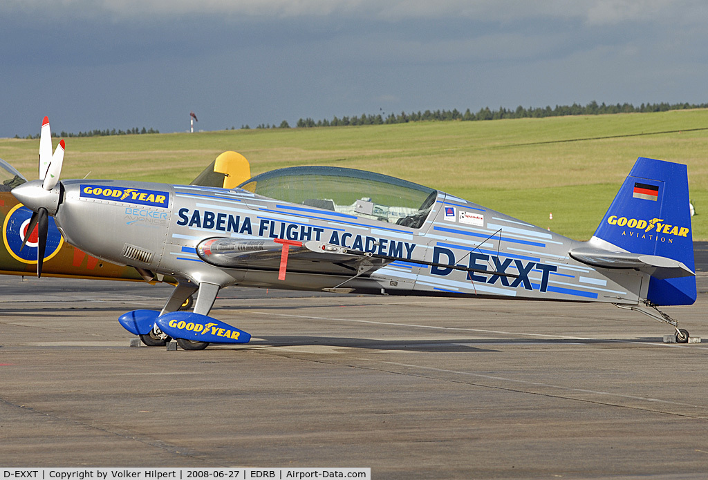 D-EXXT, 2004 Extra EA-300L C/N 1253, at BBJ