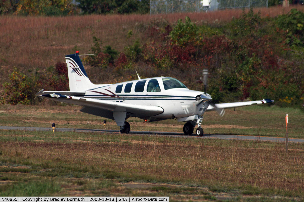 N40855, 2000 Raytheon Aircraft Company A36 Bonanza C/N E-3298, A great day to take pictures!