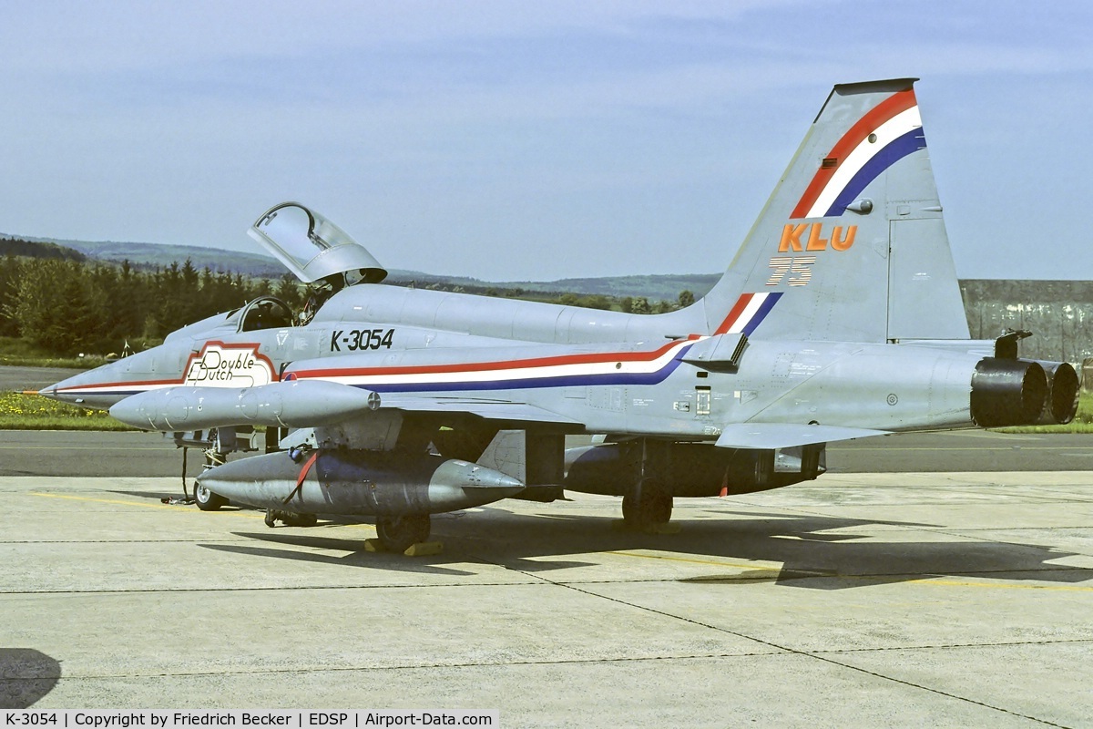 K-3054, 1971 Canadair NF-5A Freedom Fighter C/N 3054, a welcome visitor due to a birdstrike during a cross country flight