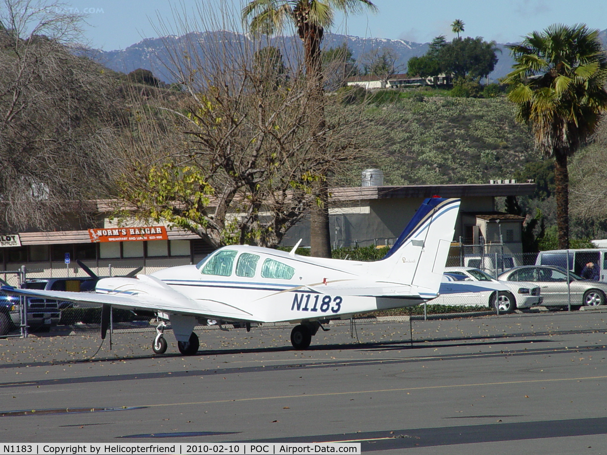 N1183, 1980 Beech E-55 Baron C/N TE 1183, Parked in transient parking