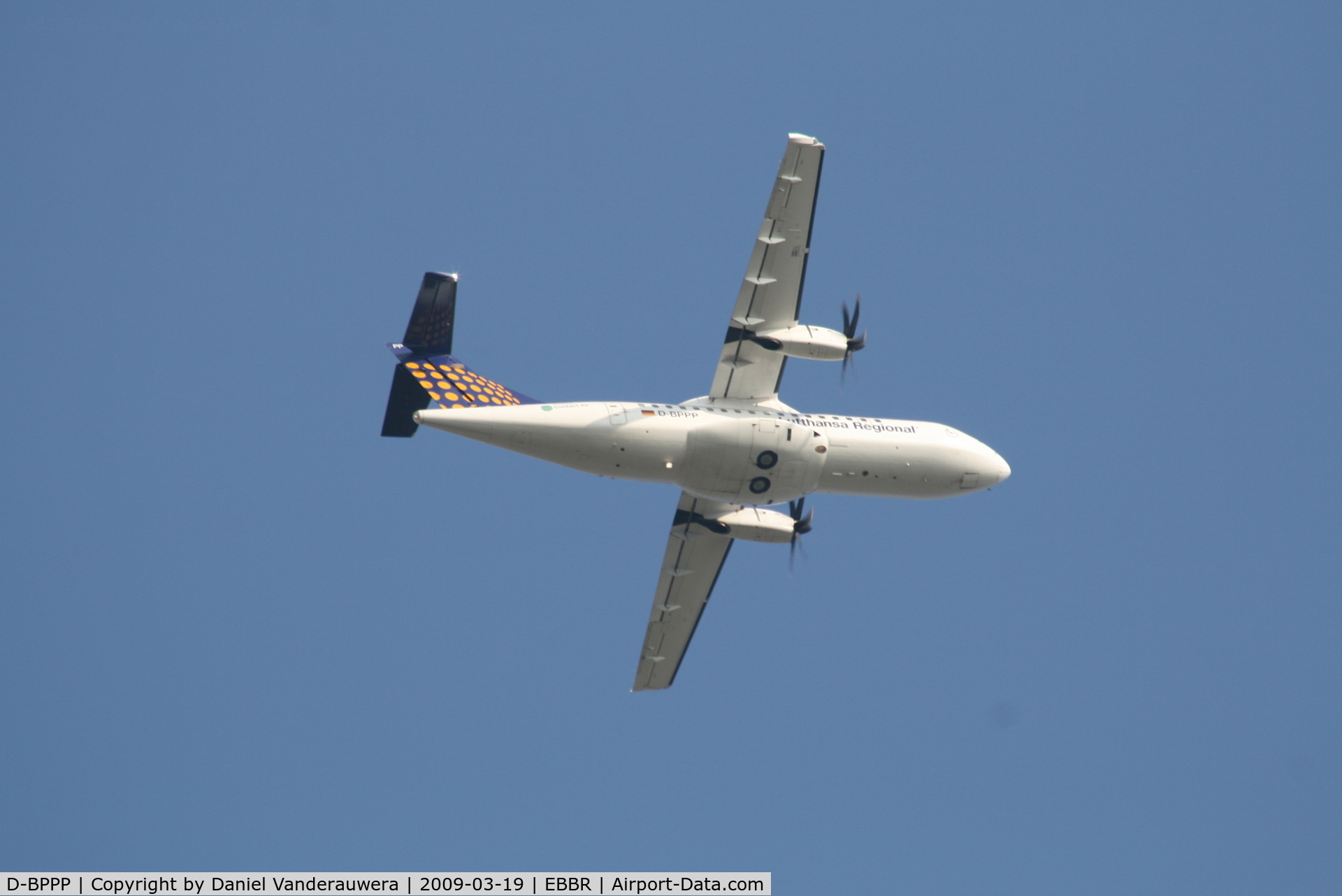 D-BPPP, 1999 ATR 42-500 C/N 581, Flight LH4631 is taking off from RWY 07R