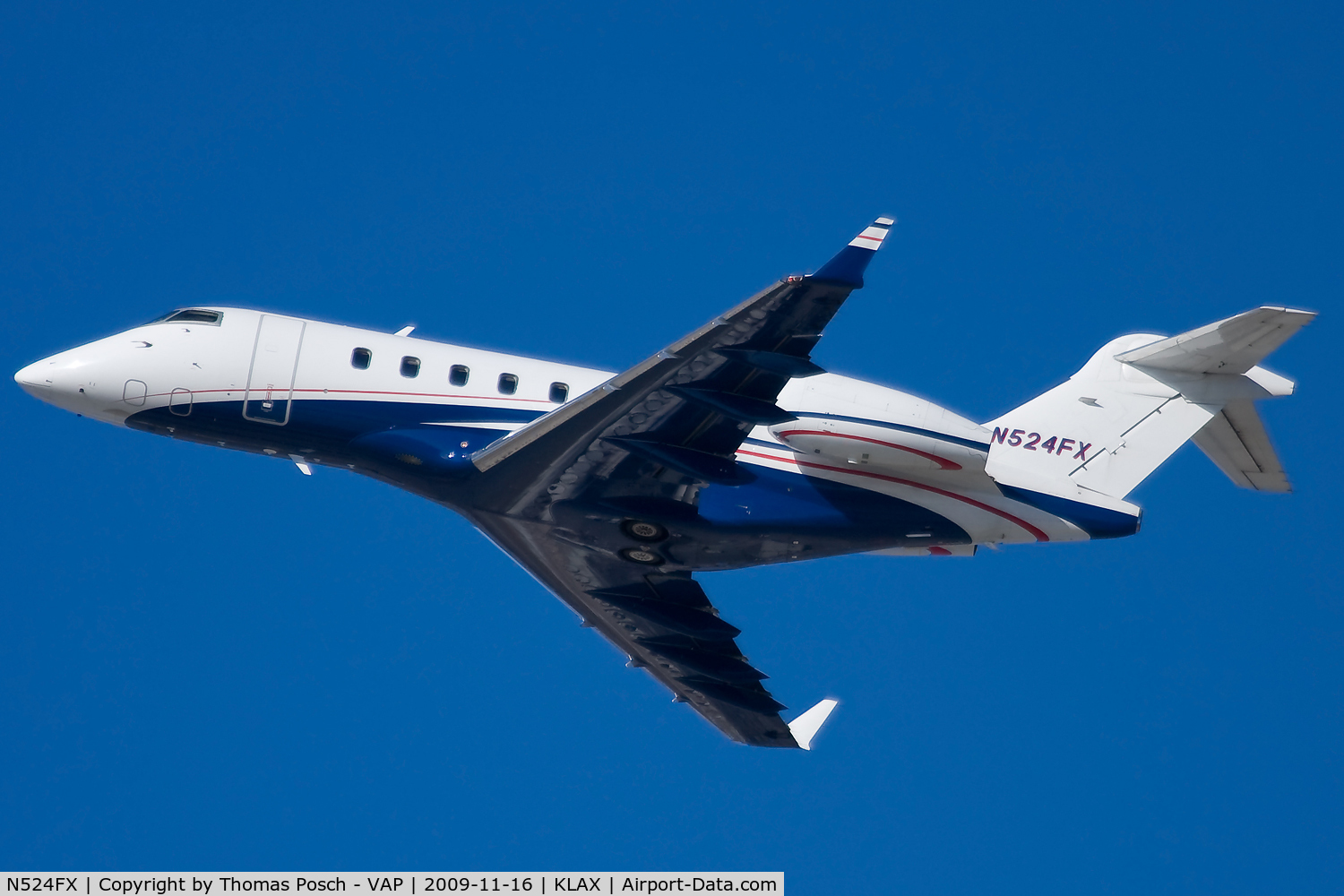 N524FX, 2006 Bombardier Challenger 300 (BD-100-1A10) C/N 20095, untitled
