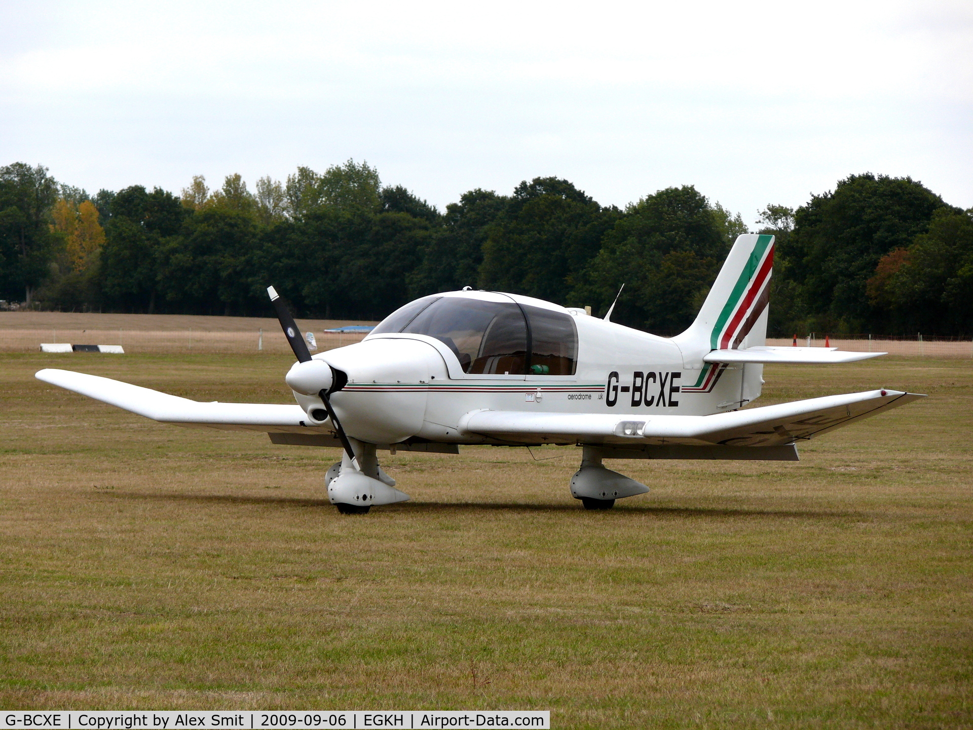 G-BCXE, 1975 Robin DR-400-108  Dauphin 2+2 C/N 1015, Robin Dr400/2+2 G-BCXE Weald Air Service