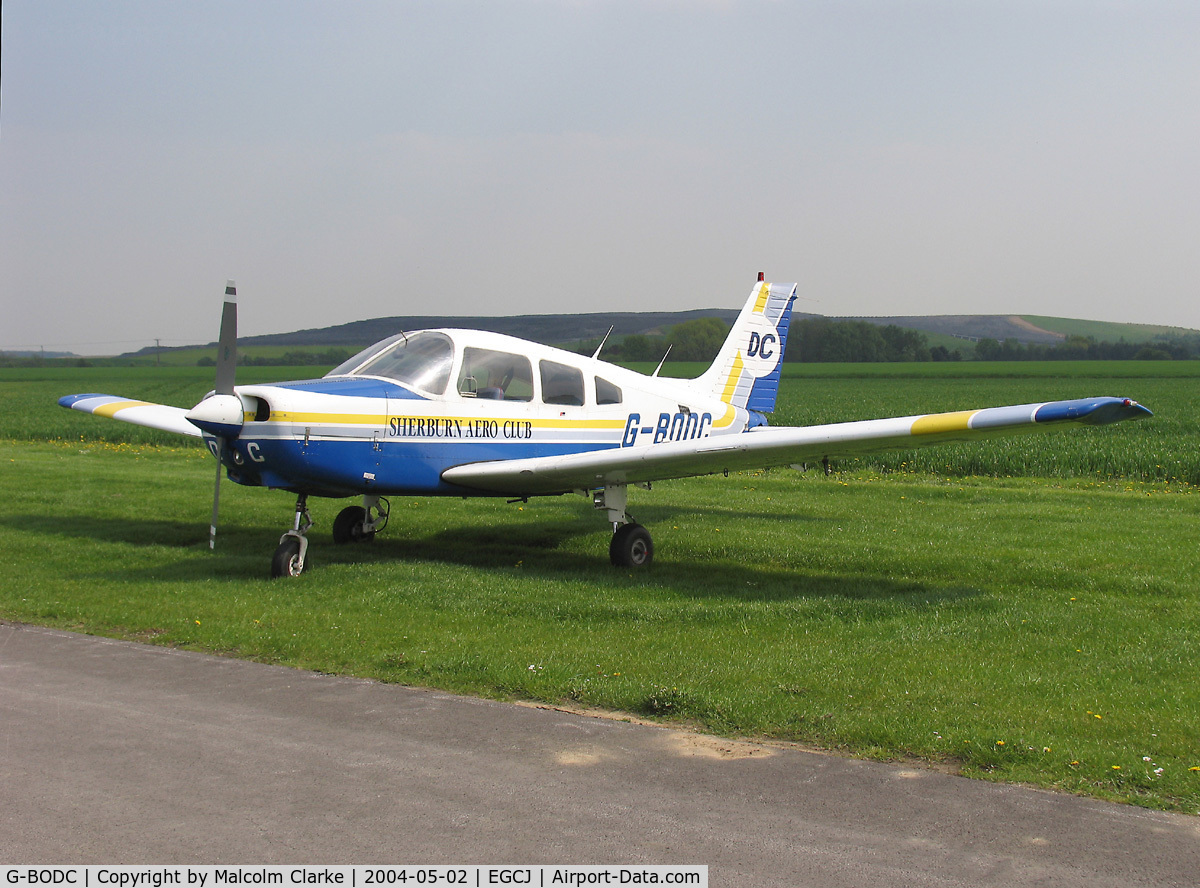 G-BODC, 1988 Piper PA-28-161 C/N 2816041, Piper PA-28-161 Warrior II at Sherburn-in-Elmet in 2004.