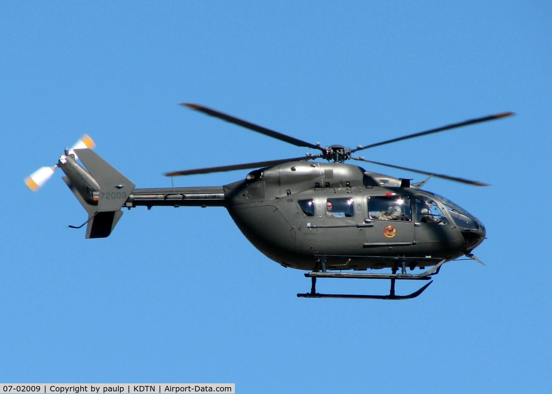 07-02009, 2007 Eurocopter UH-72A Lakota C/N 9123, Landing at Downtown Shreveport.