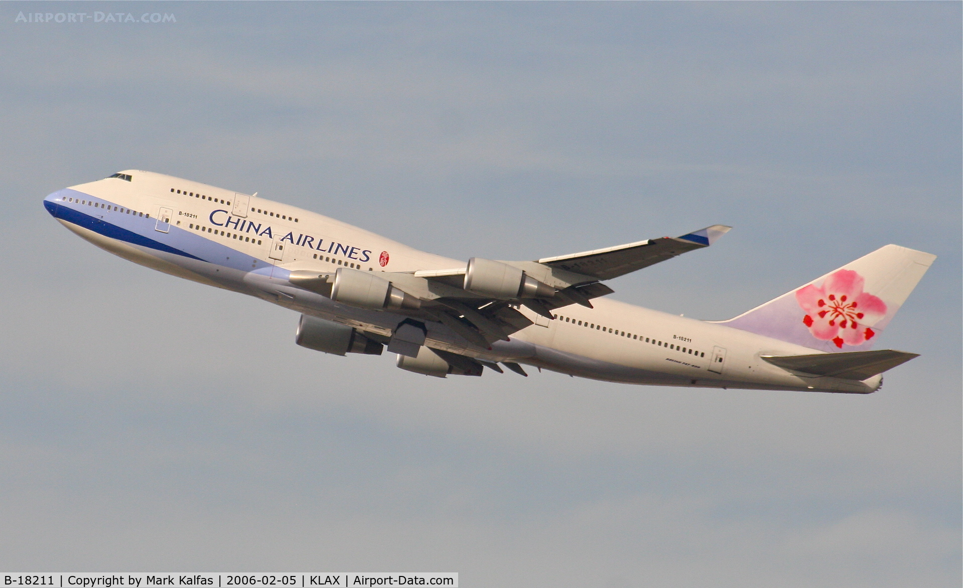 B-18211, 2004 Boeing 747-409 C/N 33735, China Airlines Boeing 747-409, B-18211 25R departure KLAX.