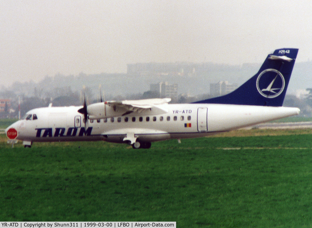 YR-ATD, 1998 ATR 42-500 C/N 591, Delivery day...
