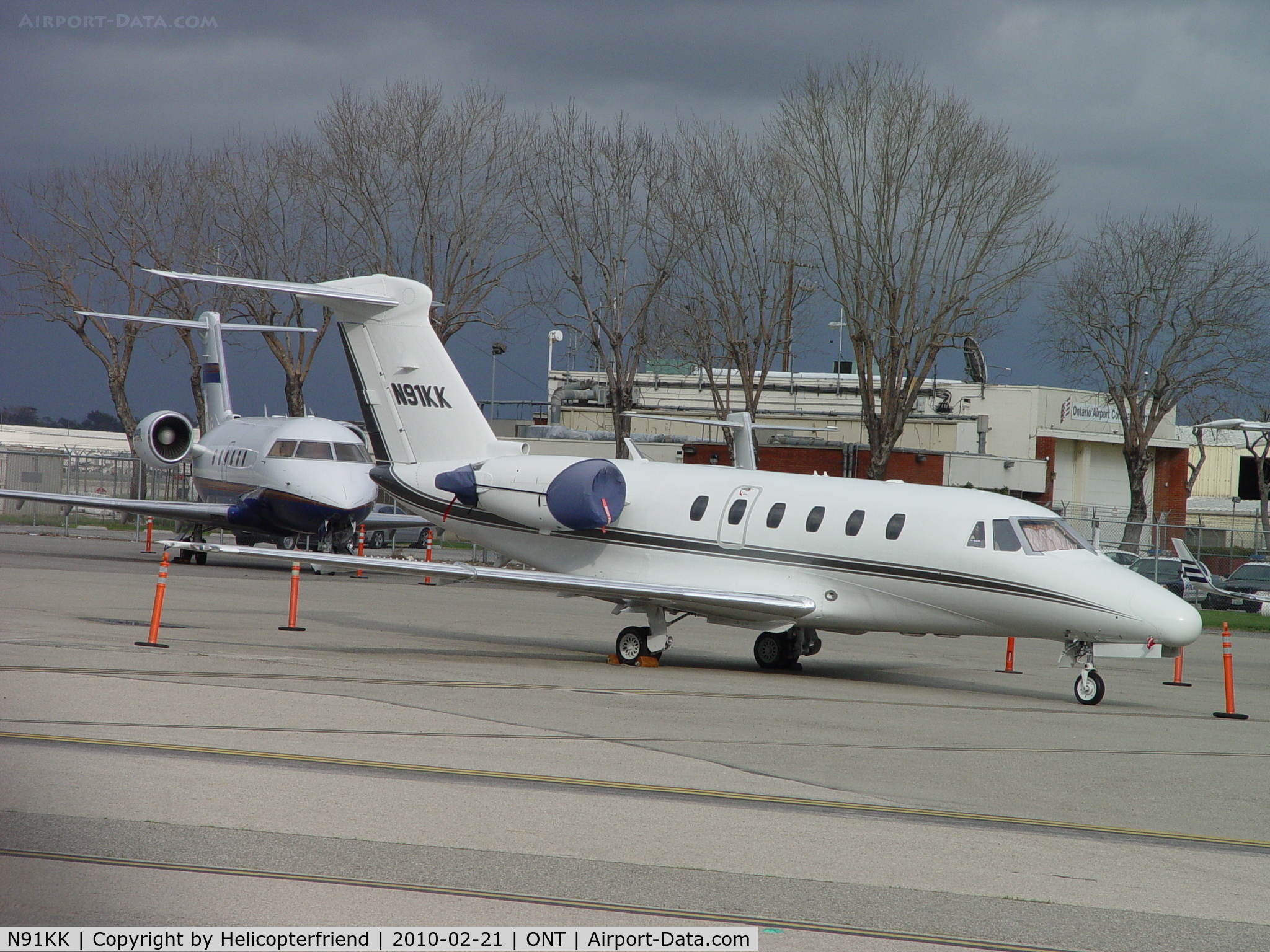 N91KK, 1991 Cessna 650 Citation III C/N 650-0193, Parked, covered, and waiting
