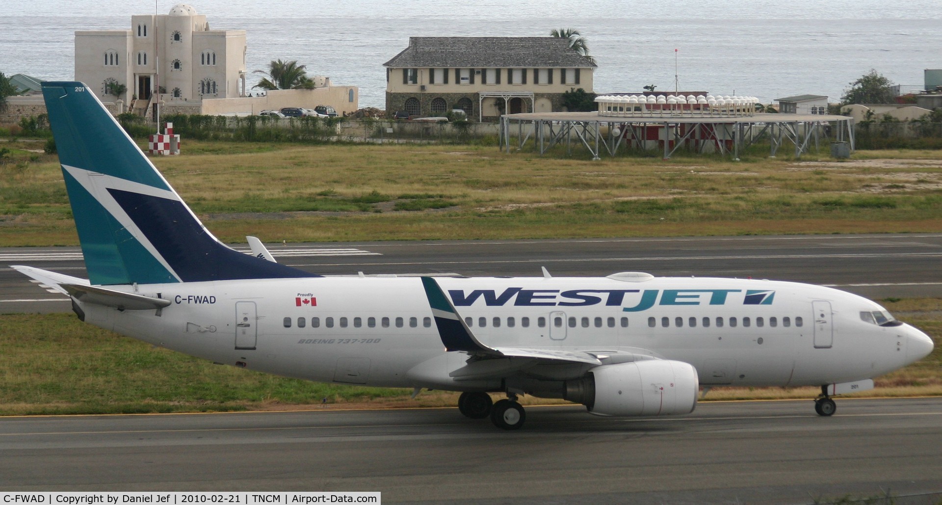 C-FWAD, 2002 Boeing 737-7CT C/N 32753, Westjet C-FWAD at the holding point Alpha