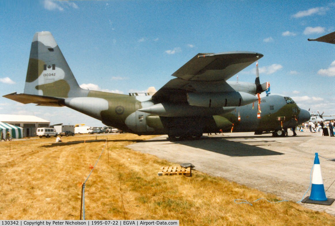 130342, Lockheed KCC-130H Hercules C/N 382-5207, KCC-130H Hercules, callsign Oiler 42, of 435 Squadron Canadian Forces on display at the 1995 Intnl Air Tattoo at RAF Fairford.