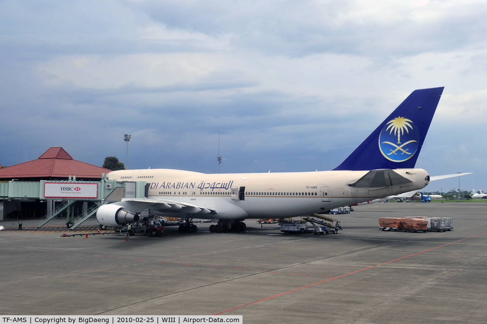 TF-AMS, 1990 Boeing 747-481 C/N 24920, Parking at International Terminal Gate