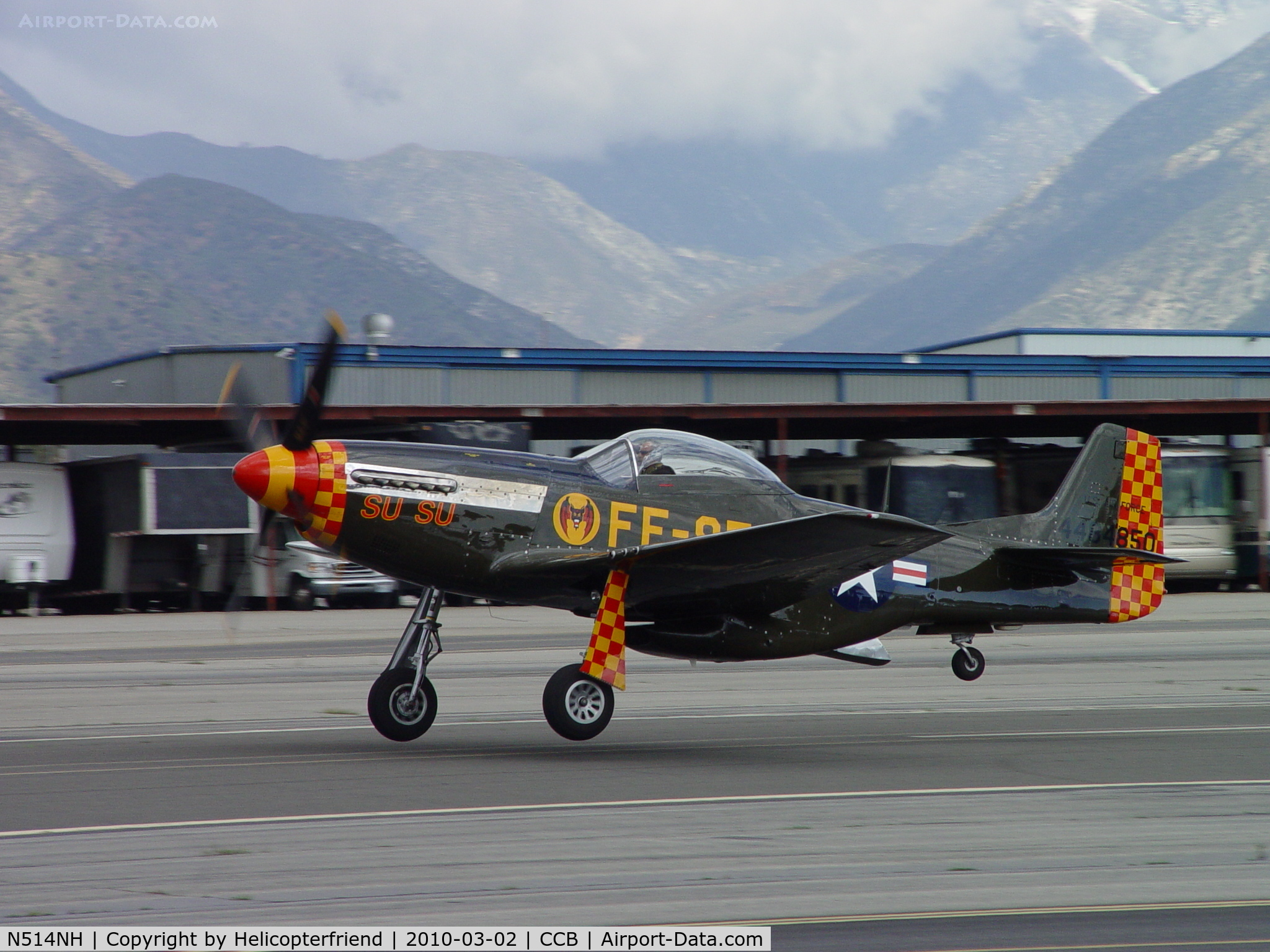 N514NH, 1944 North American P-51D Mustang C/N 122-44706  (44-84850), Taking off westbound from runway 24