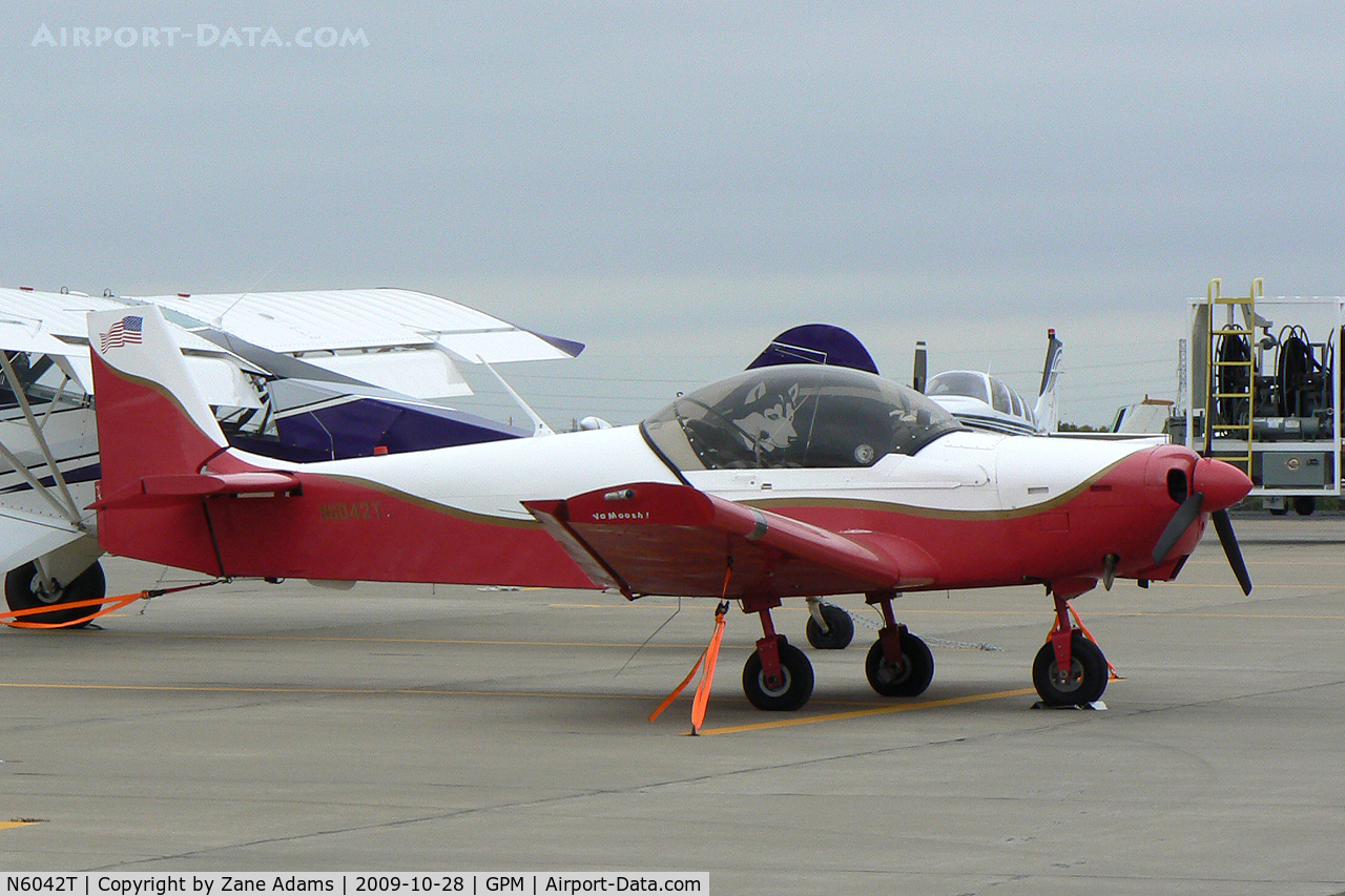 N6042T, 2001 Zenair CH-601 HDS Zodiac C/N 6-4085, At Grand Prairie Municpal