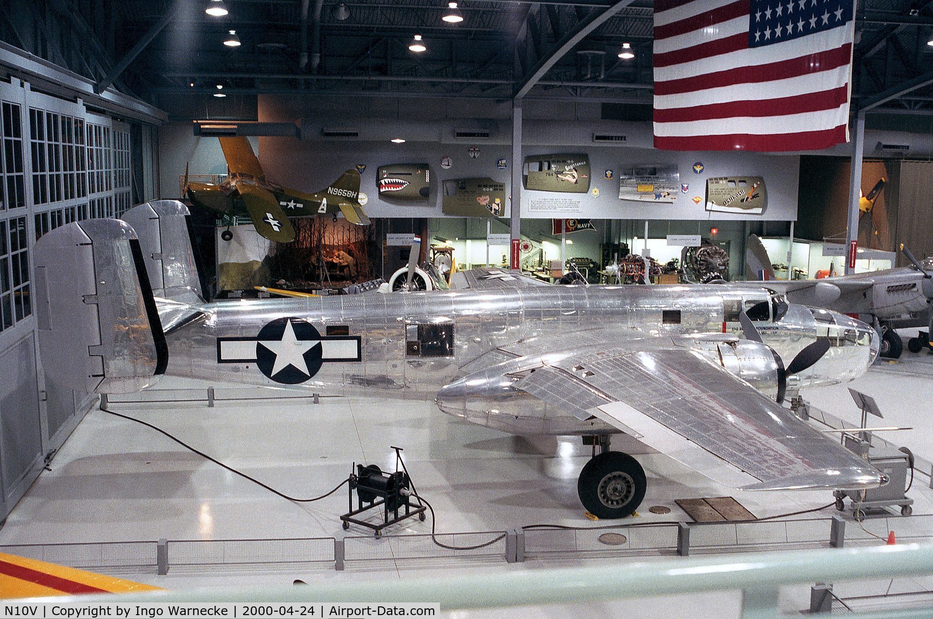 N10V, 1943 North American B-25H Mitchell C/N 98-21433, North American B-25H Mitchell at the EAA-Museum, Oshkosh WI