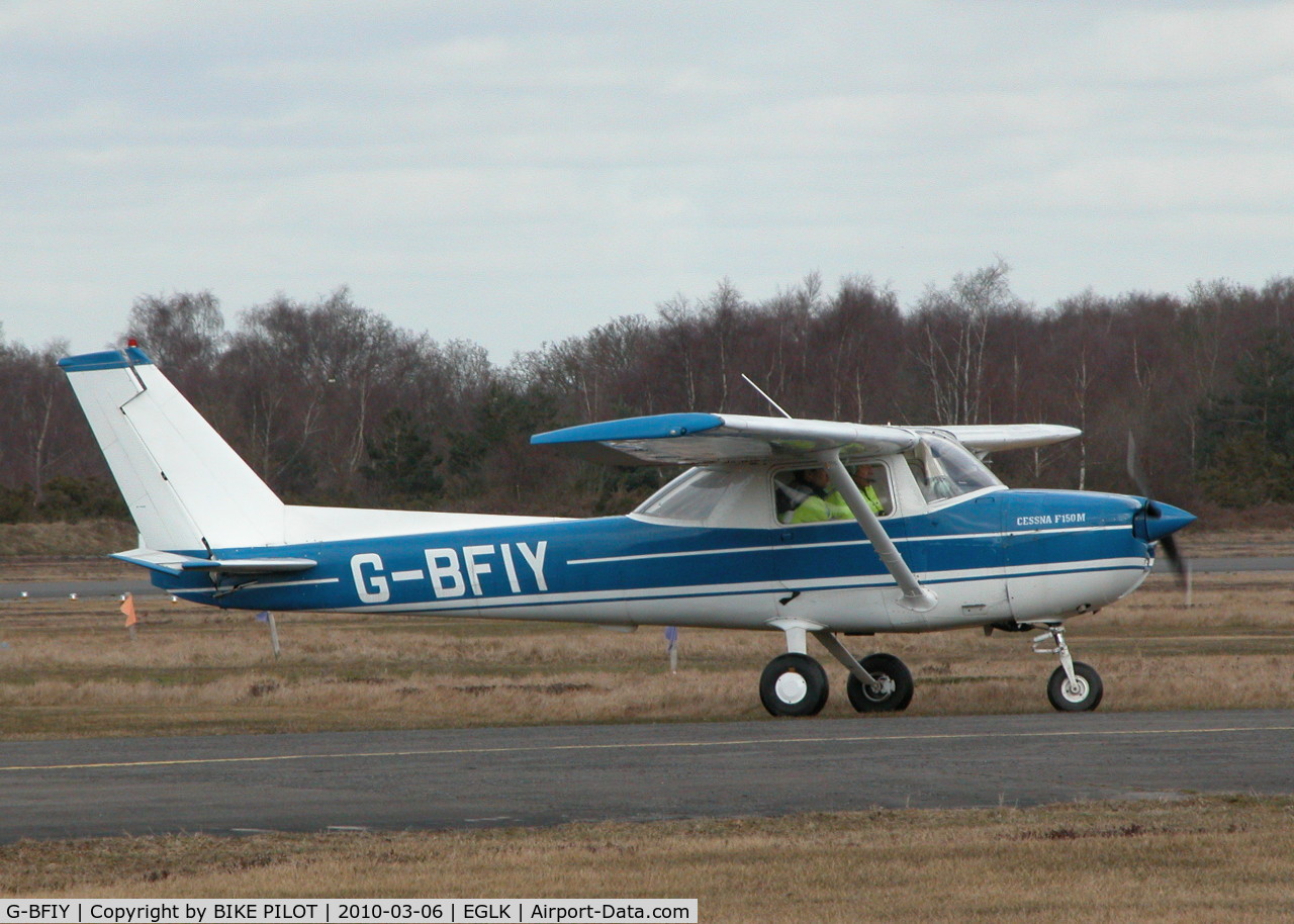 G-BFIY, 1977 Reims F150M C/N 1381, RESIDENT A/C