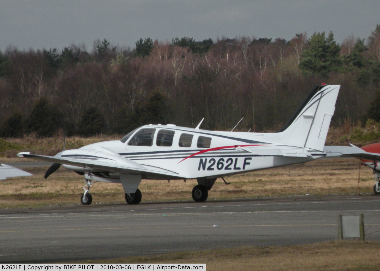 N262LF, 1984 Beech 58 Baron C/N TH-1400, IN THE A/C PARK