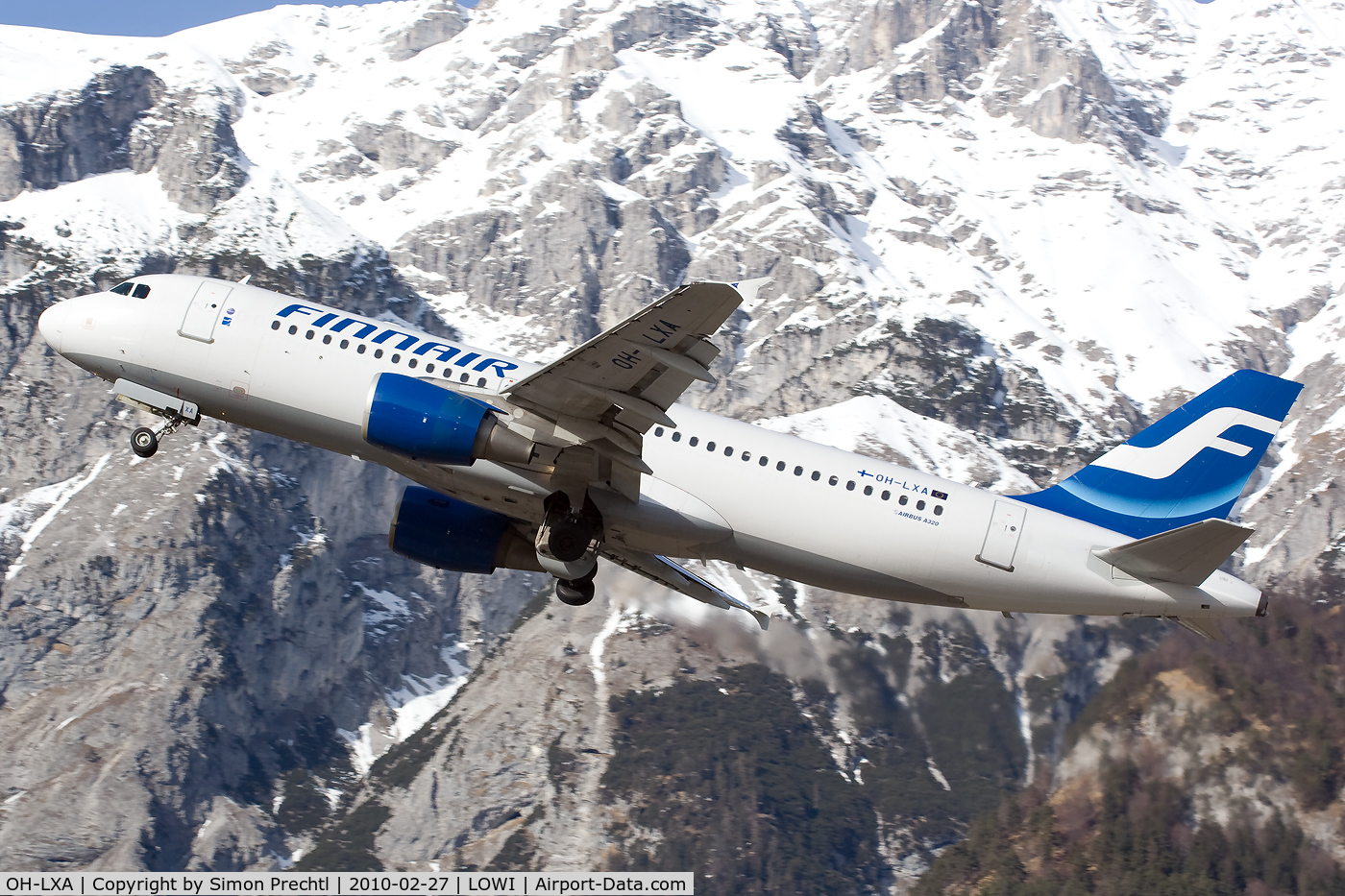 OH-LXA, 2001 Airbus A320-214 C/N 1405, OH-LXA @ Innsbruck Airport