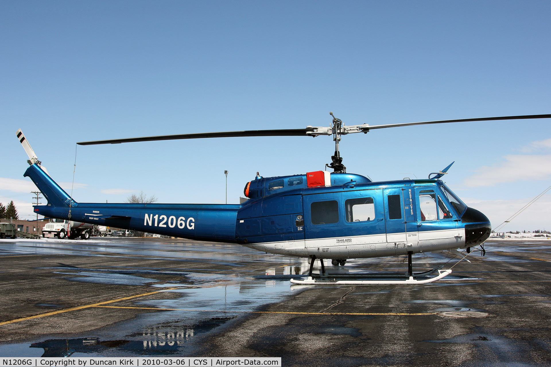 N1206G, 1966 Bell UH-1H Iroquois C/N 5269 (66-0786), This Huey wears small Trans Aero titles