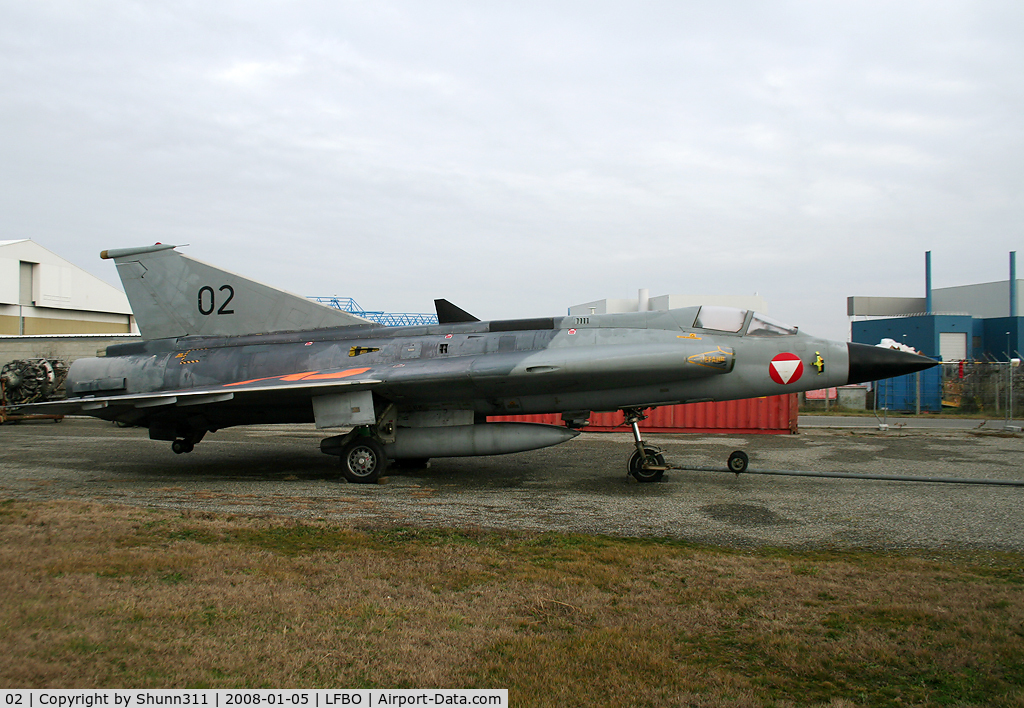 02, Saab J-35Oe MkII Draken C/N 35-1402, Preserved in the Old Wings Association...
