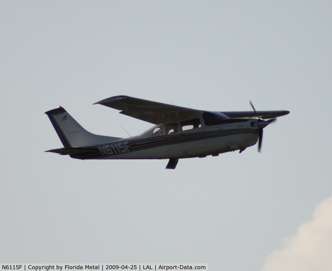 N6115F, 1968 Cessna 210H Centurion C/N 21059015, Cessna 210H