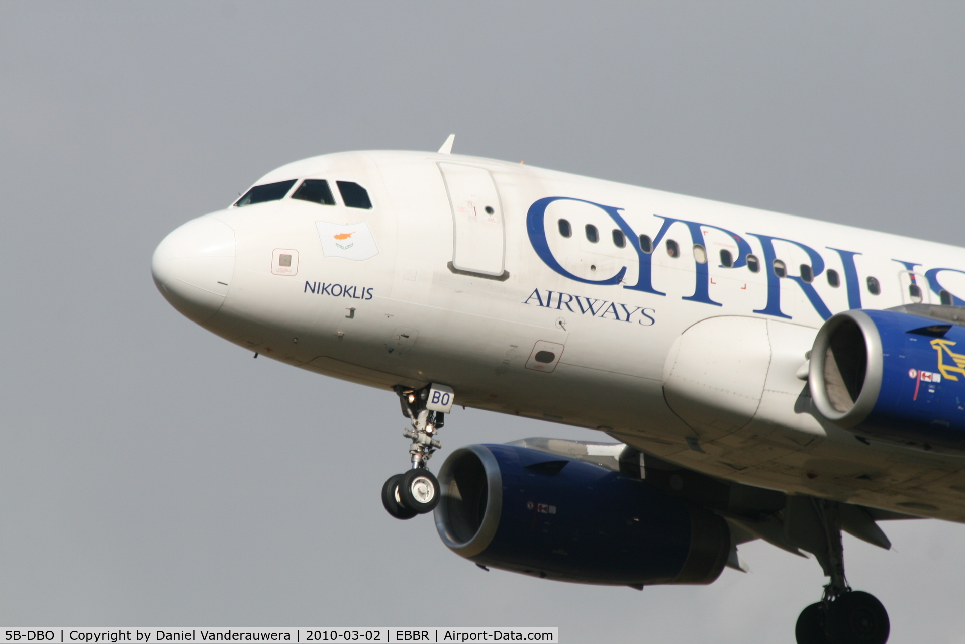 5B-DBO, 2002 Airbus A319-132 C/N 1729, Arrival of flight CY334 to RWY 25L