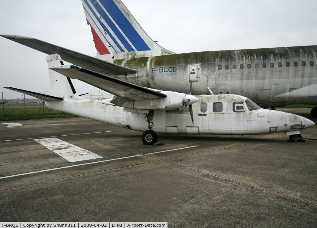 F-BRQE, Aero Commander 680FL Grand Commander C/N 1716-137, Stored at Dugny in bad conditions