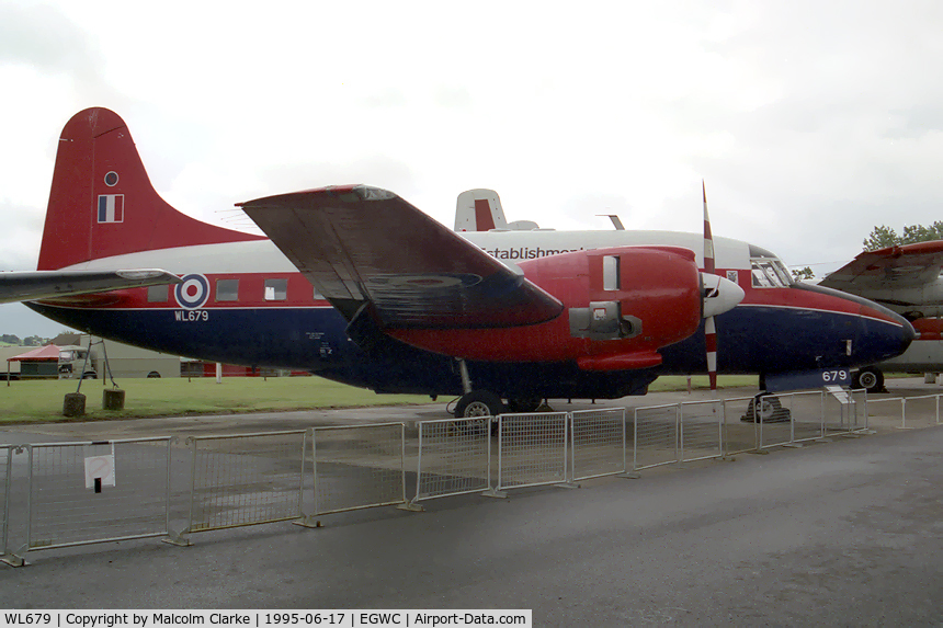 WL679, 1953 Vickers Varsity T.1 C/N Not found WL679, Vickers 668 Varsity T1 at The Aerospace Museum, RAF Cosford in 1995.