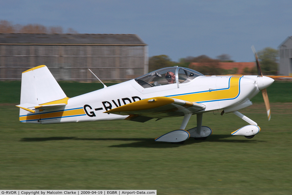 G-RVDR, 2001 Vans RV-6A C/N PFA 181A-13098, Van's RV-6A. During the 2009 John McLean Trophy aerobatic competition at Breighton Airfield.