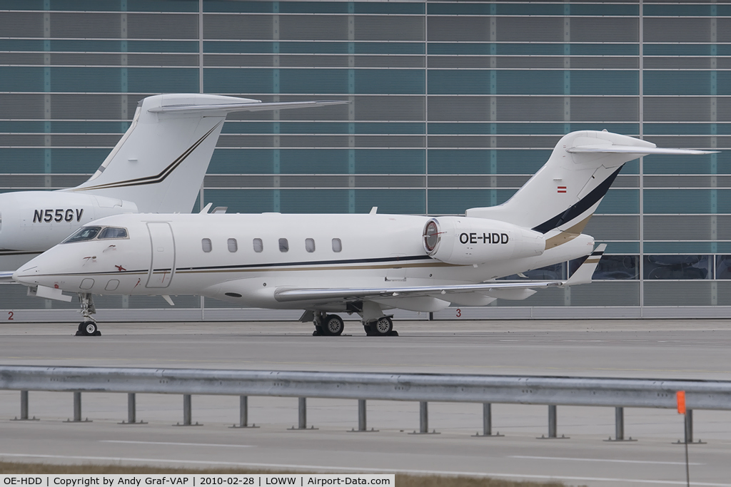 OE-HDD, 2004 Bombardier Challenger 300 (BD-100-1A10) C/N 20065, BD100