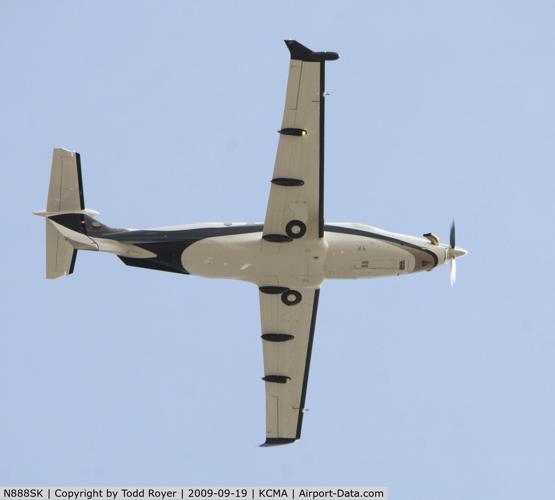 N888SK, 2008 Pilatus PC-12/47E C/N 1015, From the backyard