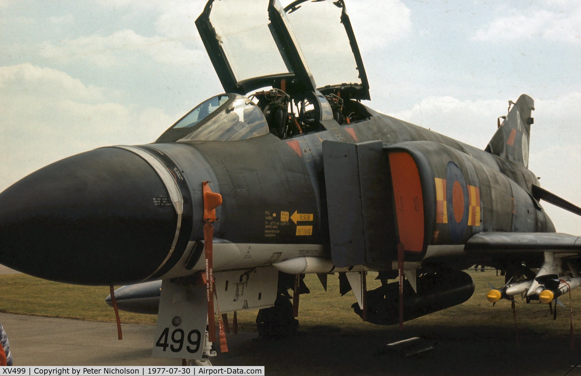 XV499, 1969 McDonnell Douglas Phantom FGR2 C/N 3477/0114, Phantom FGR.2 of 92 Squadron on display at the 1977 Royal Review at RAF Finningley.