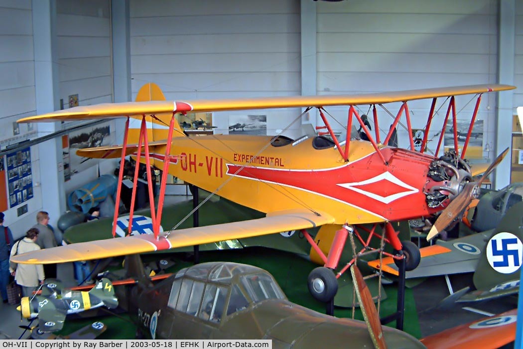 OH-VII, 1939 Valition Viima II C/N 22, Preserved and displayed here in the Suomen Ilmailumuseo.