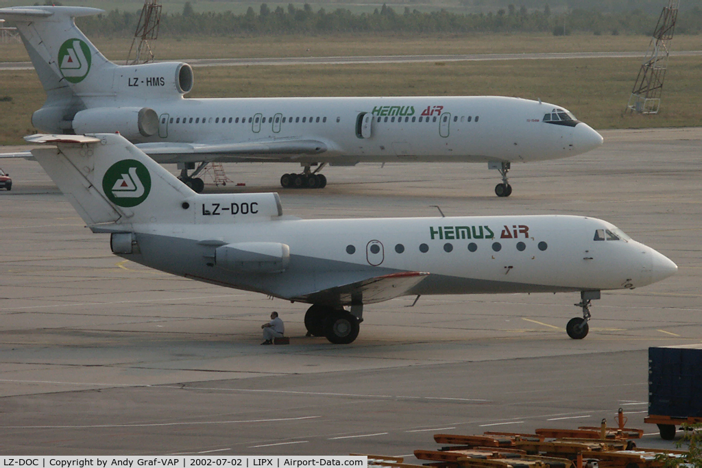 LZ-DOC, Yakovlev Yak-40 C/N 9340532, Hemus Air Y40