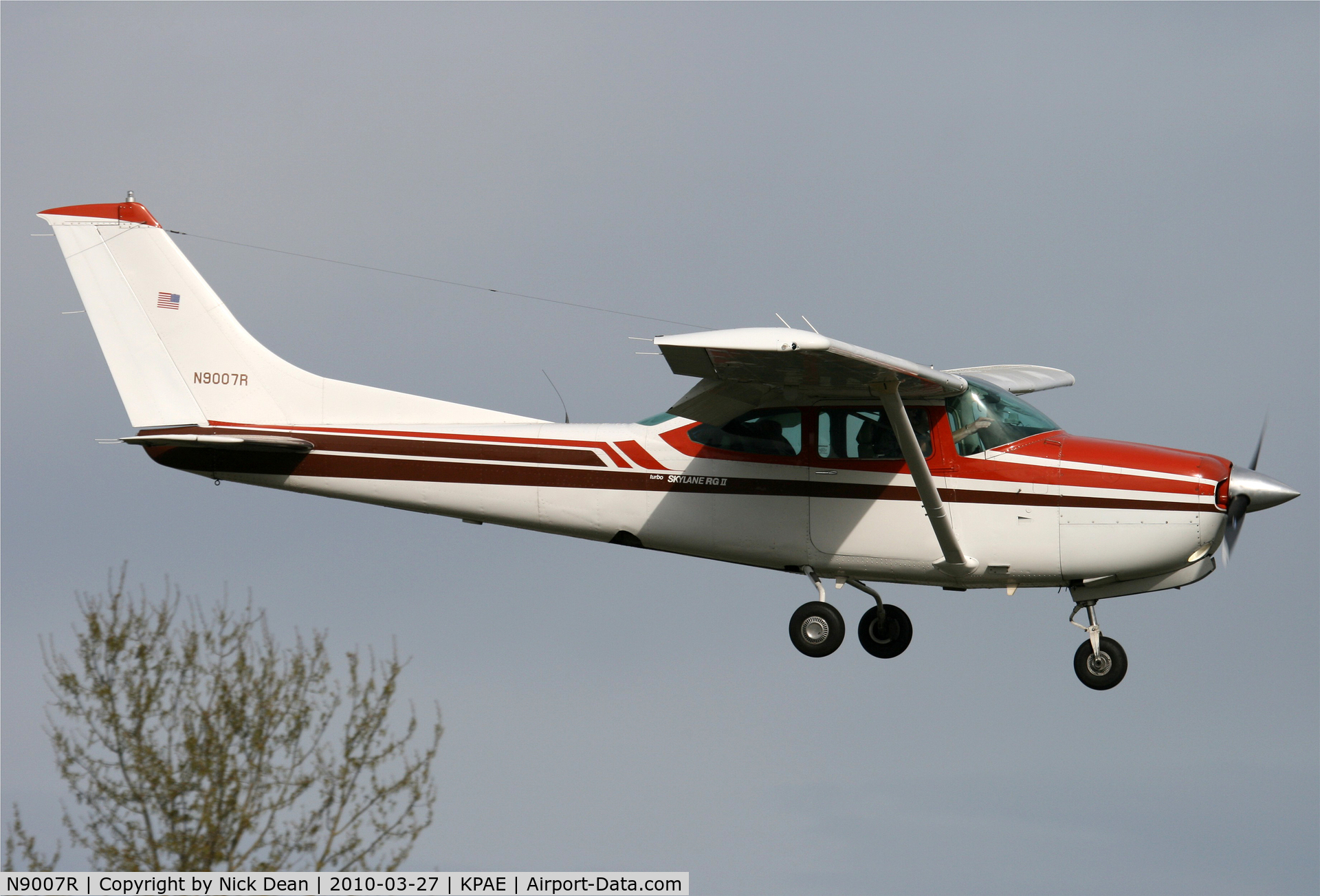 N9007R, 1978 Cessna TR182 Turbo Skylane RG C/N R18200656, KPAE