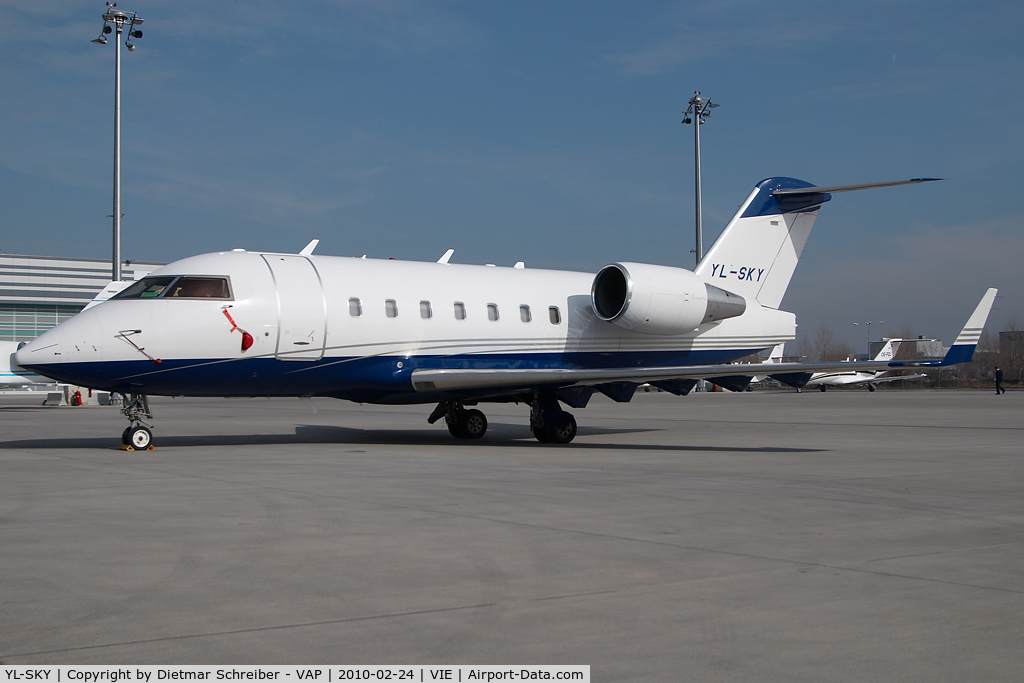 YL-SKY, 2002 Bombardier Challenger 604 (CL-600-2B16) C/N 5532, CL600 Challenger