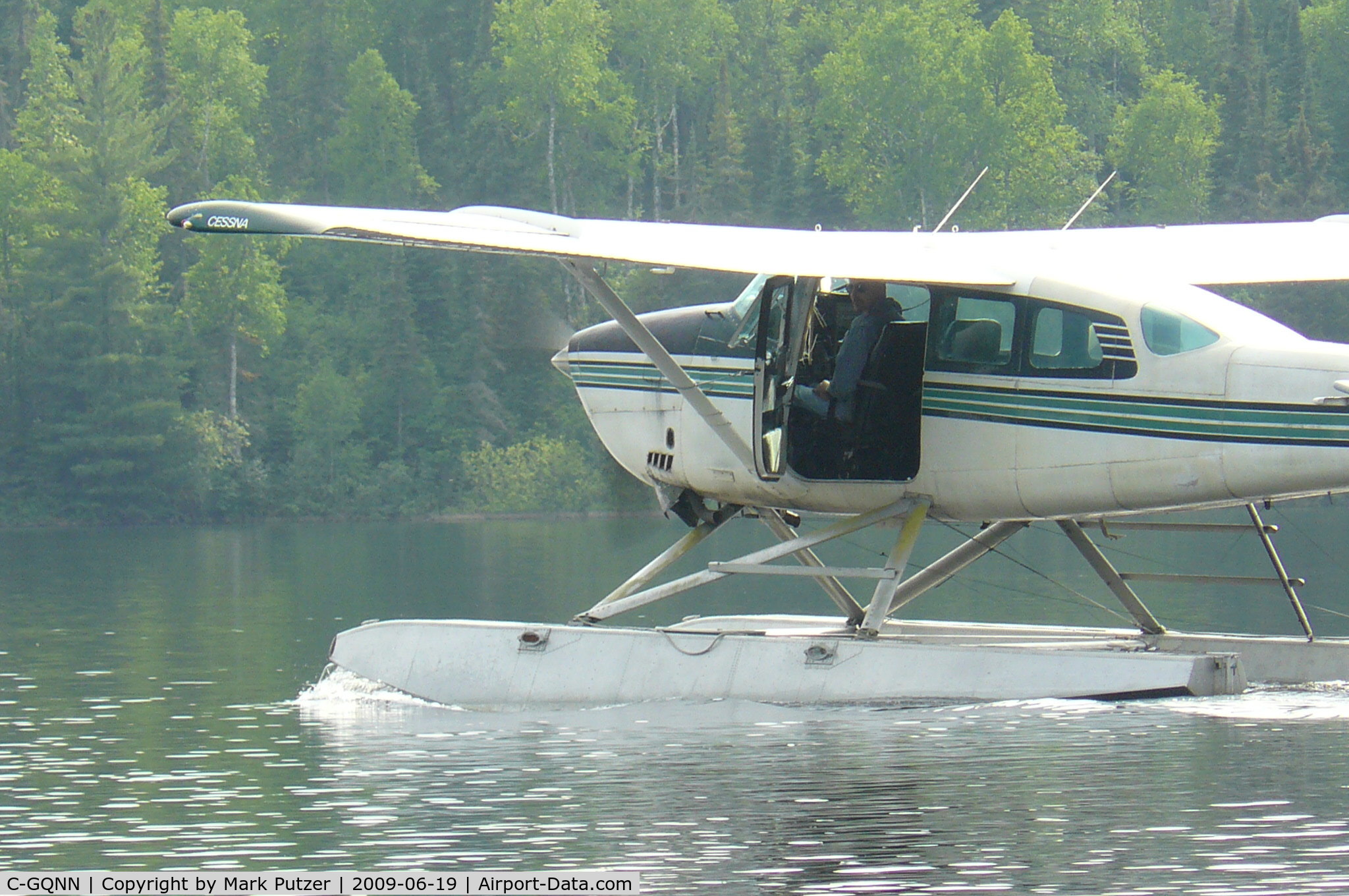 C-GQNN, 1977 Cessna 180K Skywagon C/N 18052866, C-GQNN on Mosher Lake June 20th 2009