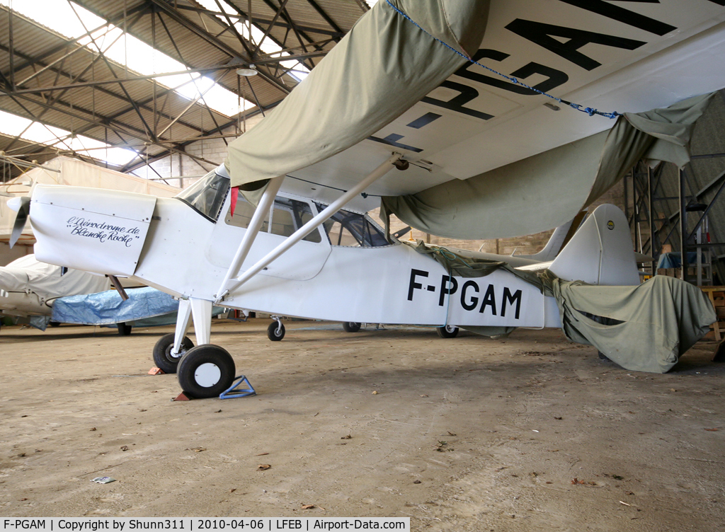 F-PGAM, Brochet MB-80 C/N 3, Inside Airclub's hangar...